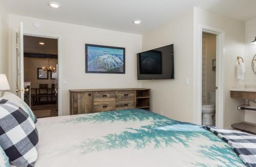 Mammoth Lakes House | Crestview 35