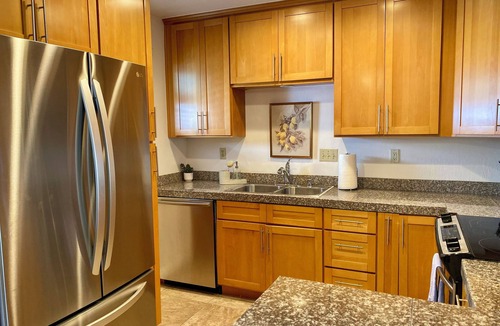 Crown Point House | Crown Point Beach Oasis - 2 Blocks to the Bay!