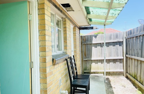 St. Albans House | D133 St Alban station stay