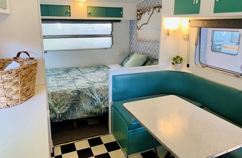 Rye House | Daisy – retro caravan for families, sleeps 6 | Rye, Mornington Peninsula
