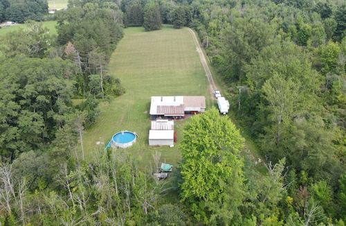 Fredonia House | DAY RENTAL ONLY/Picnic Rental -private location, pavilion,pool, restrooms