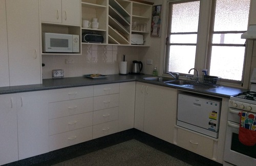 Toolburra Cottage | Delightful Queensland .Country Cottage.With Comfort and Style