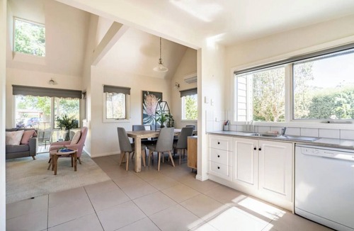 Creswick House | Delightfully stays is walking distance to Main Street in a quiet location
