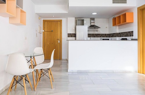 Bailen-Miraflores Apartment | Design and comfort in Malaga