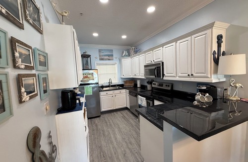 Pensacola Beach Condo | Direct Gulf-Front. 200+ ★ Reviews “Seas the Day” 2BR/2BA – Villas on the Gulf
