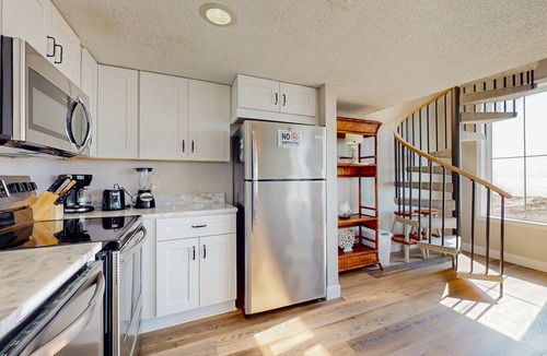 Fort Morgan Condo | Direct gulf front condo with pools, hot tubs & central AC