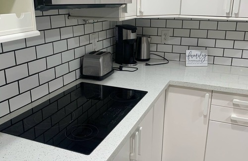 Lyon Street House | Disneyland Family home near Beach & Walk to zoo. Super central.