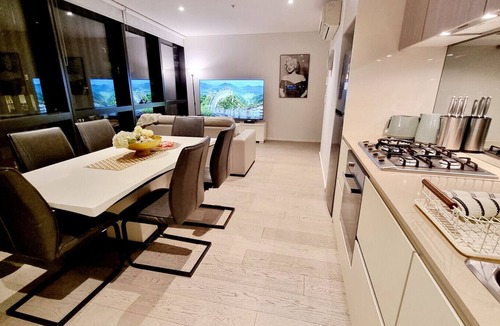 Docklands Apartment | Docklands Melbourne Harbour Views