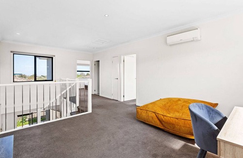 Clayton House | Domi Rentals - The Fregon Townhouse