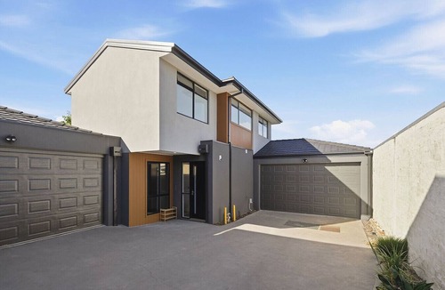 Clayton House | Domi Rentals - The Ormond House