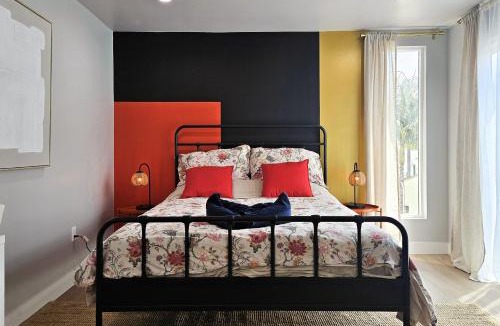 Mid City Hostel | Dondo Stay