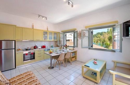 Gaios Apartment | Dora I Studio - Studio Apartment, Sleeps 3