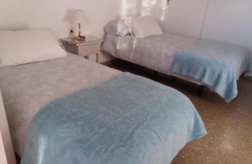 Malaga-Este House | Double room with brekfast "Wonderful views"