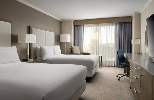 Irvine Hotel | DoubleTree by Hilton Irvine - Spectrum