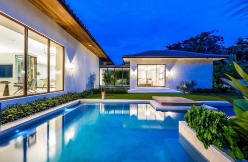 Bayside Historic District Villa | DreamVilla/Pool! Brand New Modern Construction!