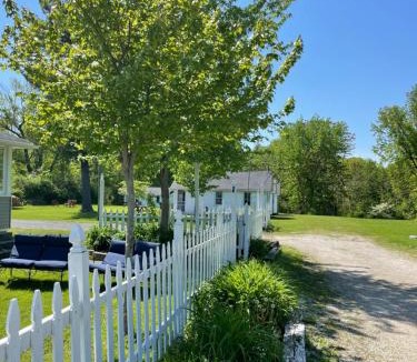 Geneva-on-the-Lake House | Drop Anchor Cottages and Lake House