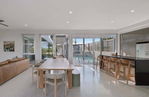 Pottsville House | Dune House Absolute Beachfront