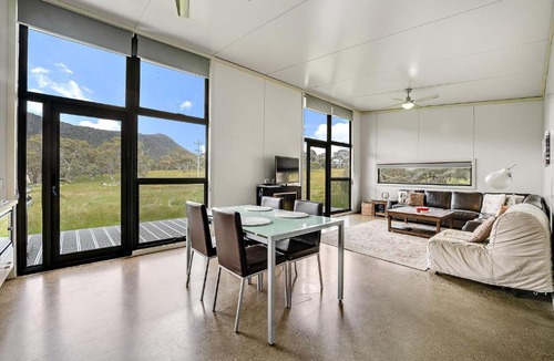 Crackenback House | Ecocrackenback 7 Sustainable chalet.