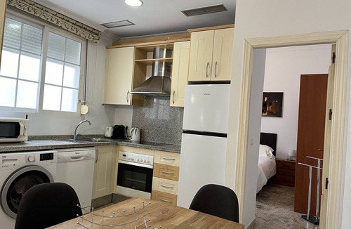 Centro Apartment | Elegant apt in cultural Málaga city and quiet area next to Cathedral. lift, WIFI