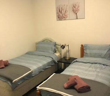 Liverpool Apartment | Elegant Design 2 Bed 2 Bath Apartment In Liverpool