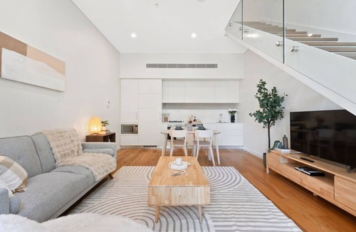 Macquarie Park Apartment | Elegant Loft Living w/Soaring Ceilings