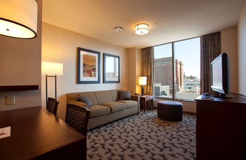 Downtown Buffalo Hotel | Embassy Suites Buffalo