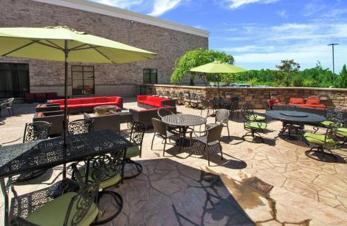 Westover Hotel | Embassy Suites by Hilton Fayetteville Fort Bragg