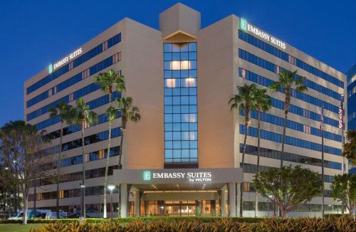 Irvine Business Complex Hotel | Embassy Suites by Hilton Irvine Orange County Airport
