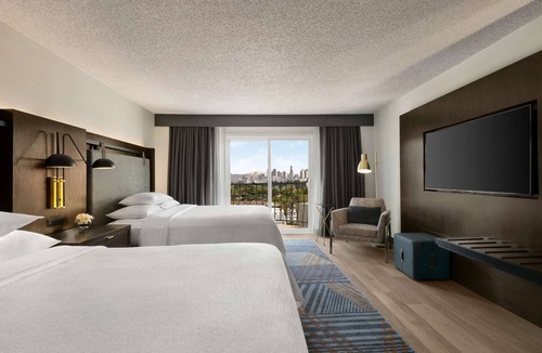 Downey Hotel | Embassy Suites by Hilton Los Angeles Downey