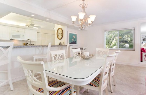 Sanibel Condo | Enjoy the Gulf Views from this totally remodeled three bedroom condo !