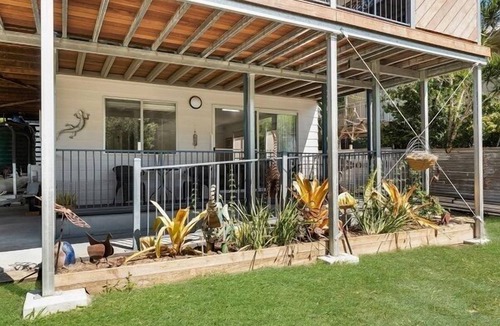 Boreen Point Apartment | Enjoy your stay at this cute, little holiday apartment