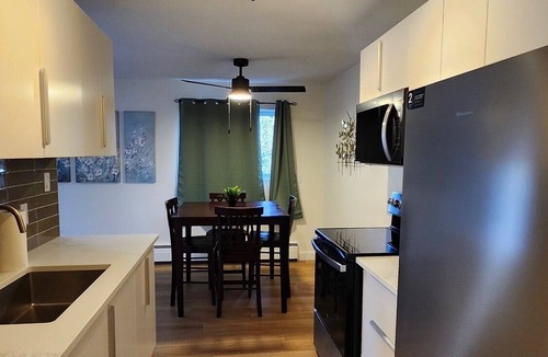 Waterloo Apartment | ENTIRE 2 BEDROOM APARTMENT BY UW RESEARCH PARK