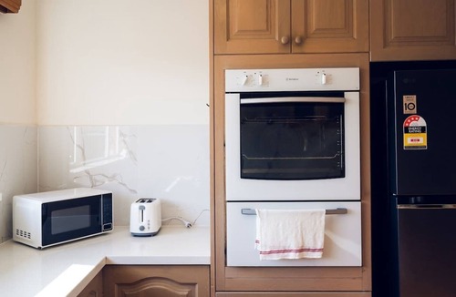 Glen Waverley House | Entire 3BedRoom The Glen Retreat
