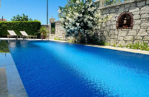 Alacati Villa | Evalacati - Villa Harnup- Tamamen Müstakil Villa