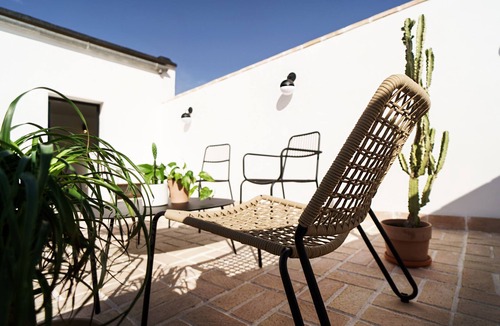 Cerro de la Golondrina-Salesianos House | Exclusive "The House of Art" for families and groups of friends