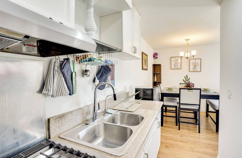 Westminster Apartment | Explore SoCal! Cozy Retreat Near Disney & Beaches