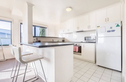 Thornbury Apartment | Fairfield Views A Recreation Retreat for Families