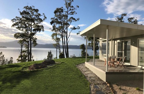 Brooks Bay House | Fairwinds Tasmania