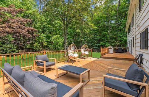 Airmont Apartment | Fall Family Oasis | Fireplace, Theater, and Games