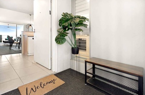 Spring Hill Apartment | Families & Friends | Walk to the Ekka in Brisbane