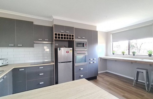 Holder Apartment | Family friendly 4BR Apartment near Mt. Stromlo