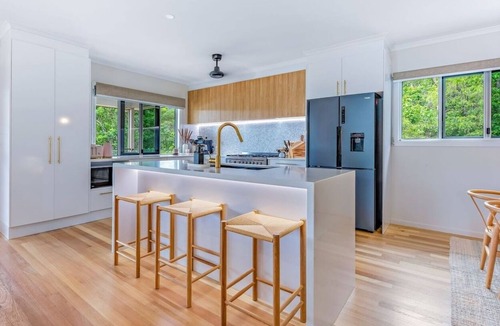 Jubilee Pocket House | Family Friendly Modern Holiday Home | Whitsundays