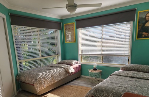 Wivenhoe Pocket Other | Family Home on Acreage Along the Brisbane River. hosts up to 6 Adults + 1 Child