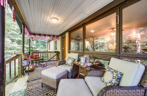 Sylva House | Fire Pit and Mtn Views North Carolina Abode!