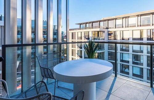 Randwick Apartment | Flo's Stable 2 Brand new in Randwick