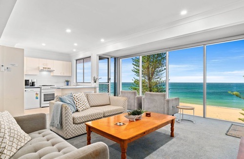 Forresters Beach House | Forresters Dunes - Whole House