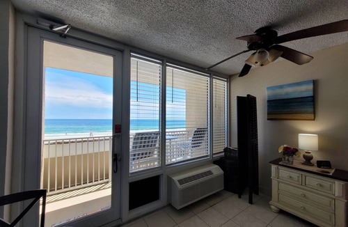 Daytona Beach Shores Condo | FREE DAILY ACTIVITIES-Best Location-Direct Oceanfront-Close Walk to Restaurants/Pier-Private Balcony