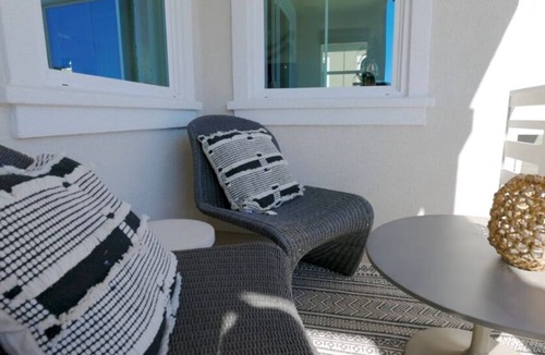 Compton House | Freeway Close, center of LA, near colleges, Ports, amusement parks, all of SoCal