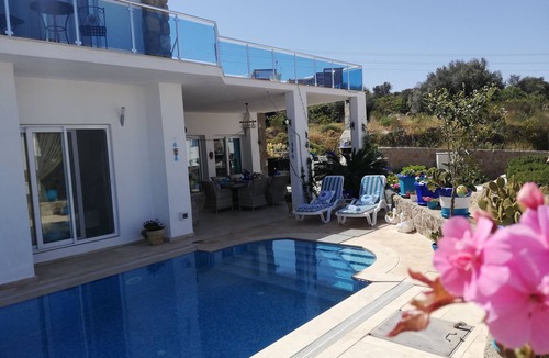 Koyunbaba Villa | Fully Rental Licensed, superbly Equipped Villa - Bar, Pool & Sea Views, Wifi.