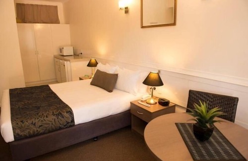Upper Mount Gravatt Hotel | Garden City Motor Inn Mt Gravatt